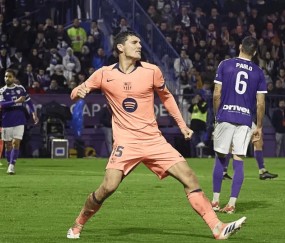 500万网彩票-每体：德科会见克里斯滕森经纪人，有意与球员续约1年